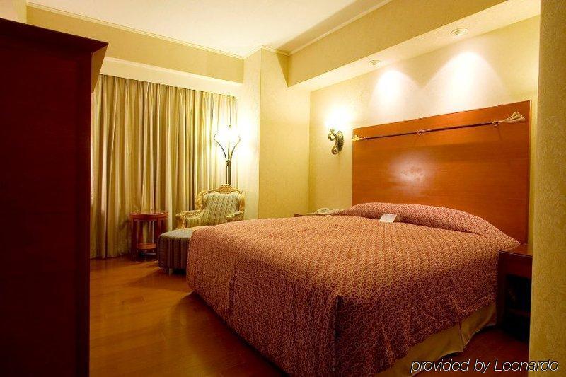 Hualien Charming City Hotel Экстерьер фото